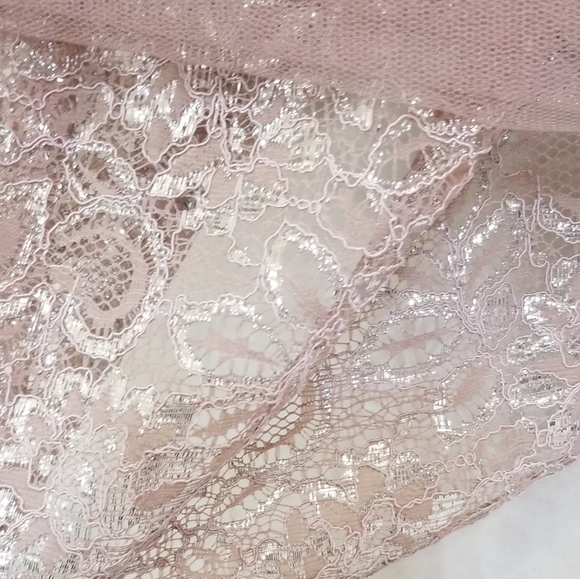 BELSOIE Mauve Strapless Metallic Lace Dress 14 - Picture 13 of 14